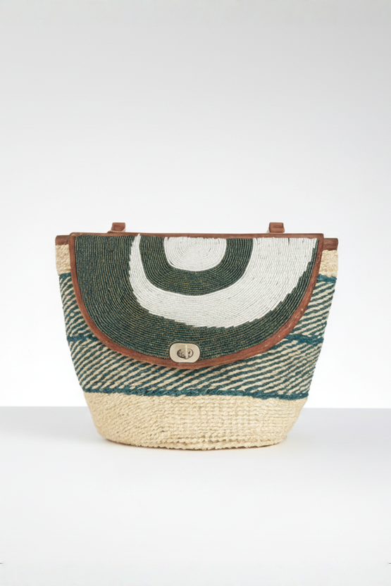 Sacs grand format en cuir perlées et sisal