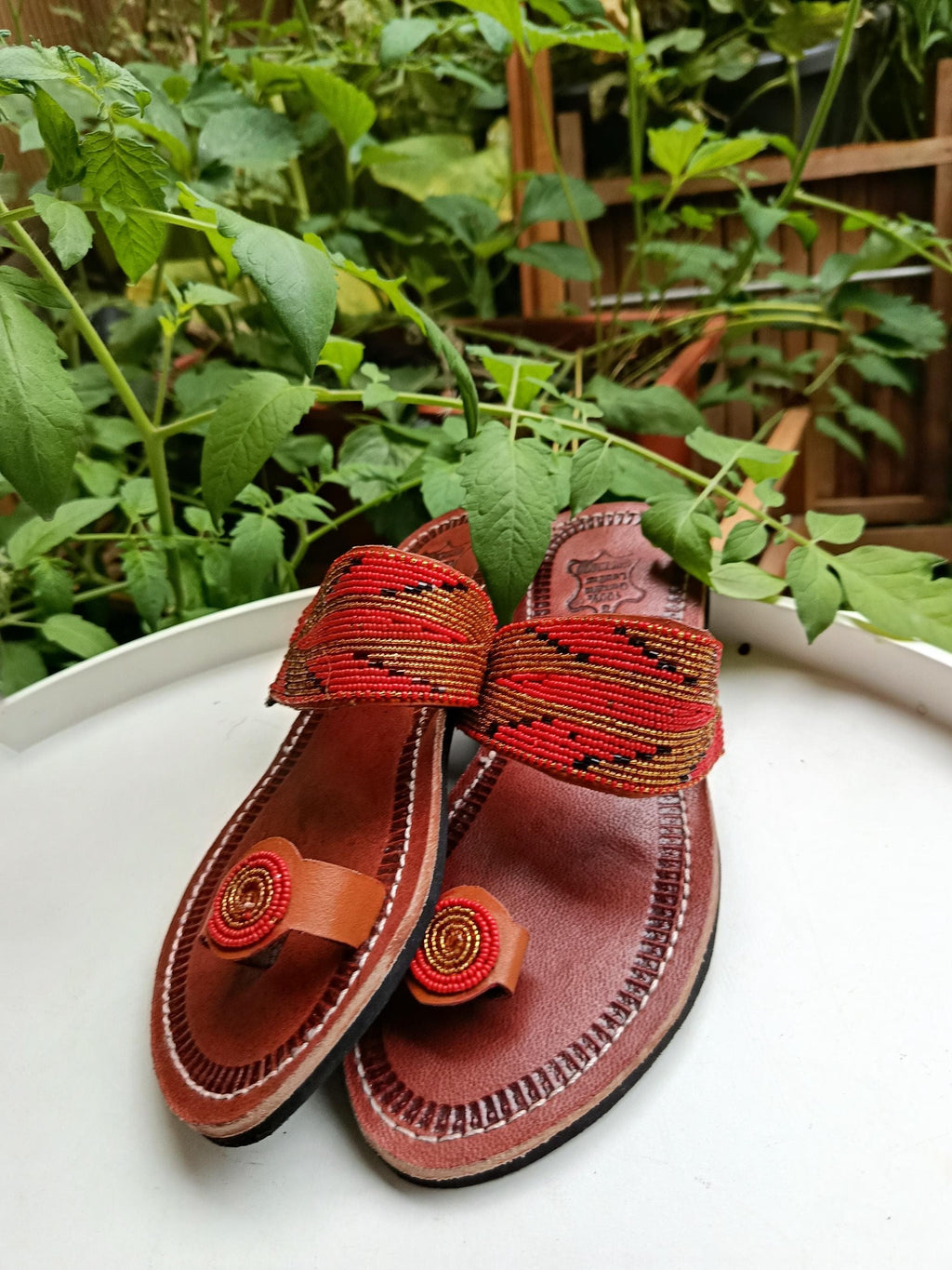 Sandales en cuir artisanales femme