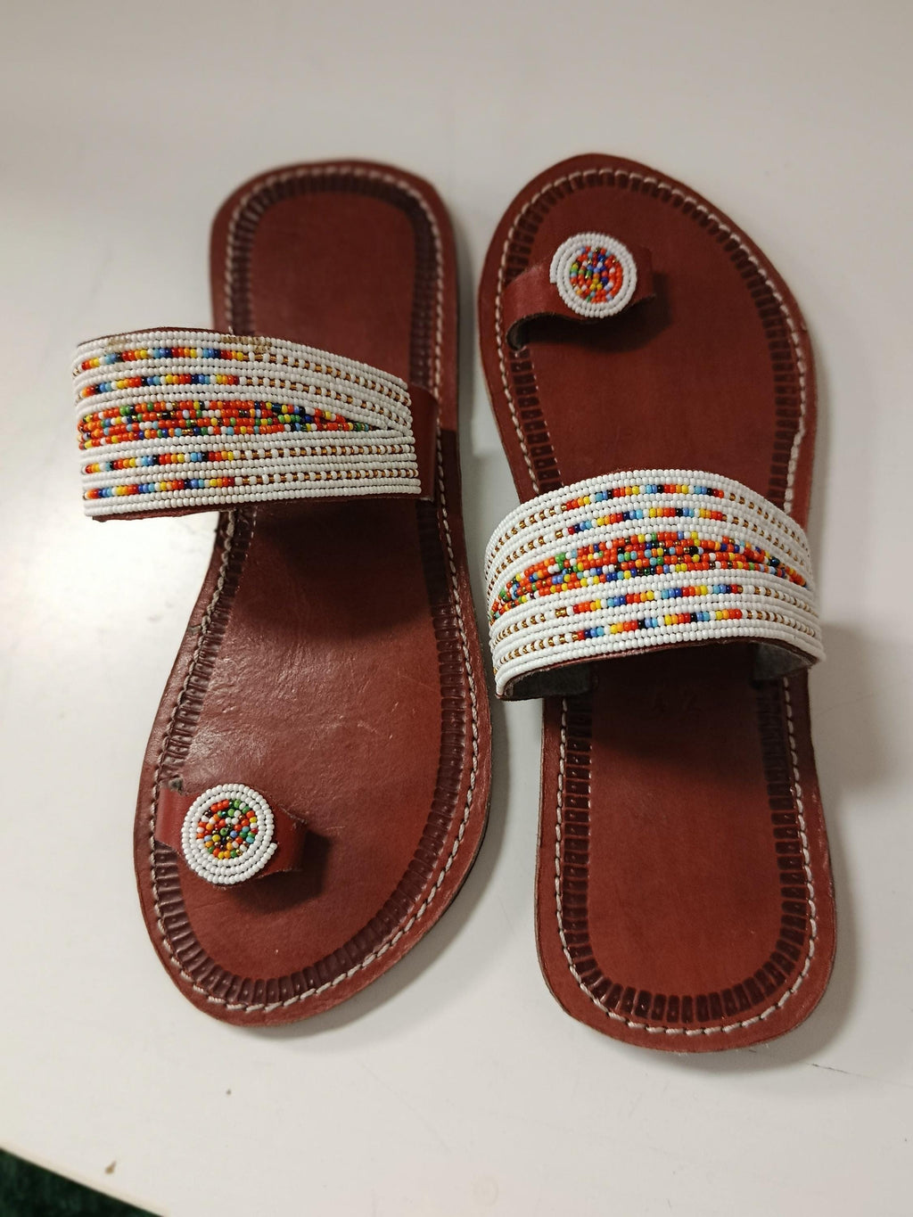 Sandales Cuir Perlées Masai Femme  Artisanat Fait Main Authentique