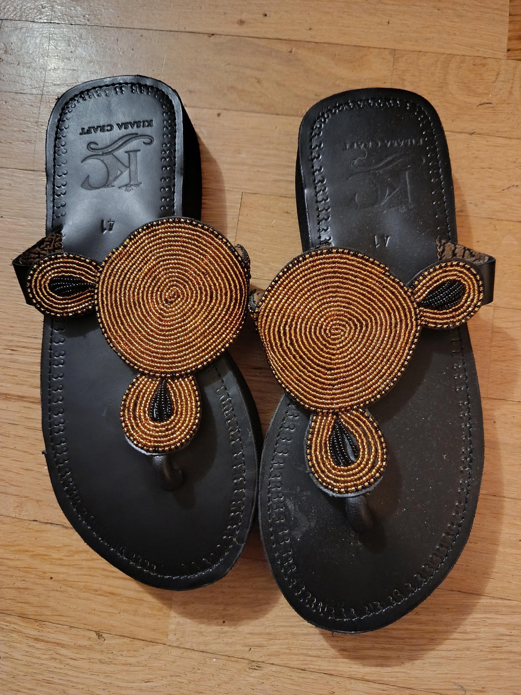 Sandales Cuir Perlées Masai Femme  Artisanat Fait Main Authentique
