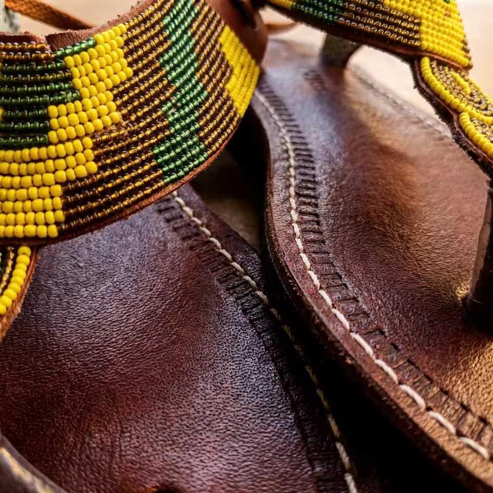 Sandales cuir Masai femme  Élégance artisanale épurée