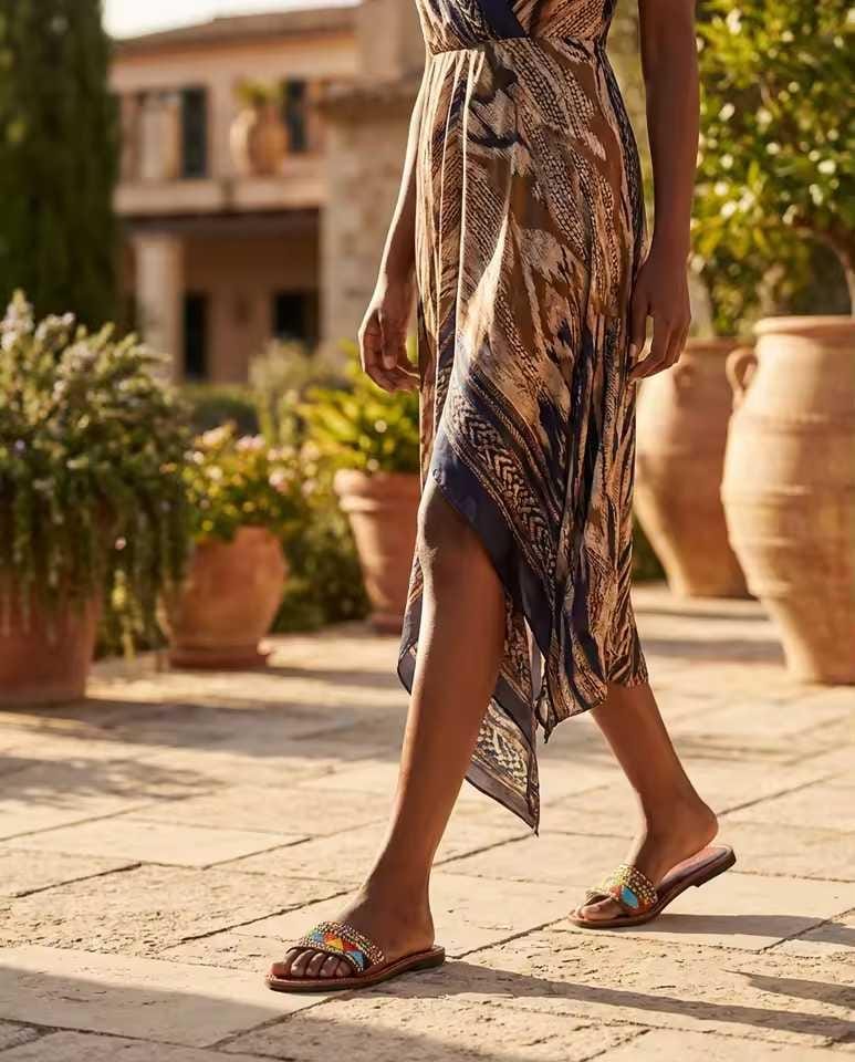 Sandale Masaï « Amani »  Mule cuir marron bande perles multicolores | Perlacuir