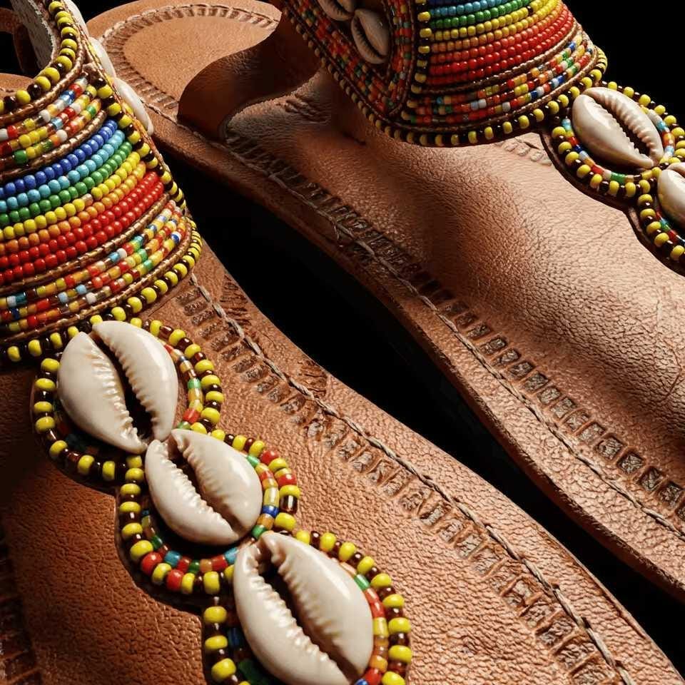 Sandales Cuir Perles et Cauris Masai Femme  Artisanat Unique
