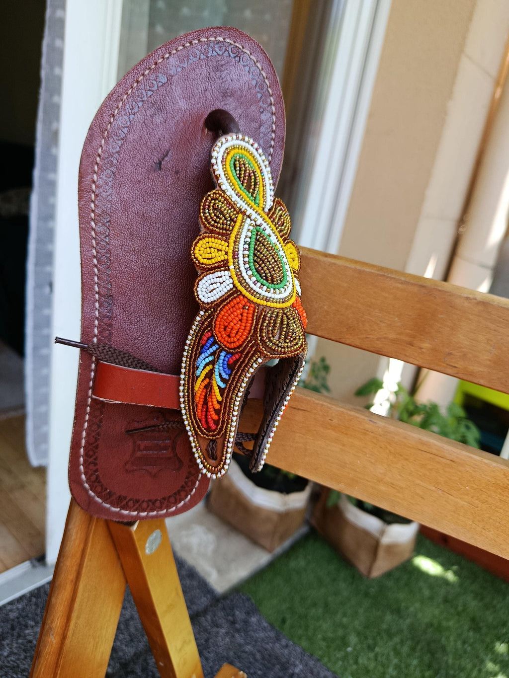 Sandales Cuir Perlées Masai Femme  Artisanat Fait Main Authentique