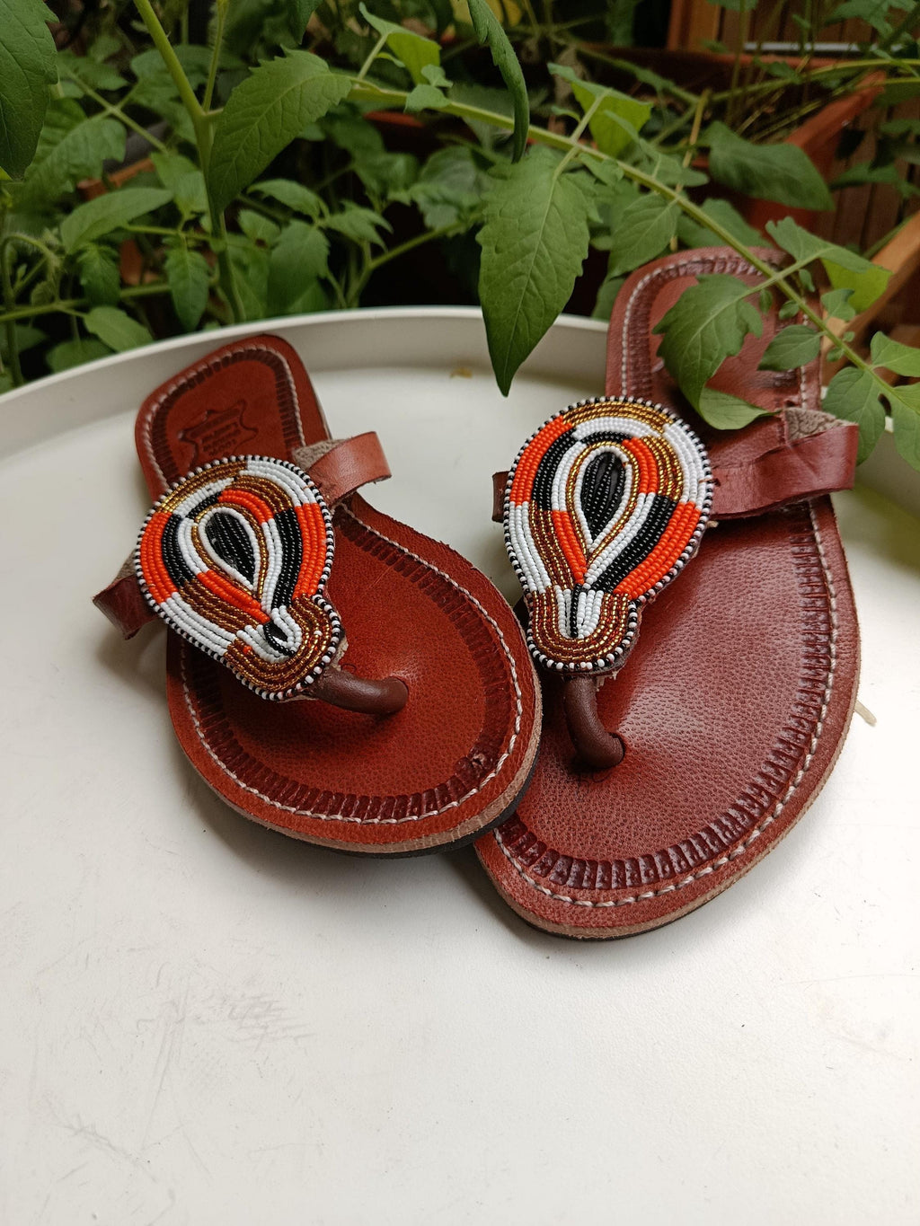 Sandales Cuir Perlées Masai Femme  Artisanat Fait Main Authentique
