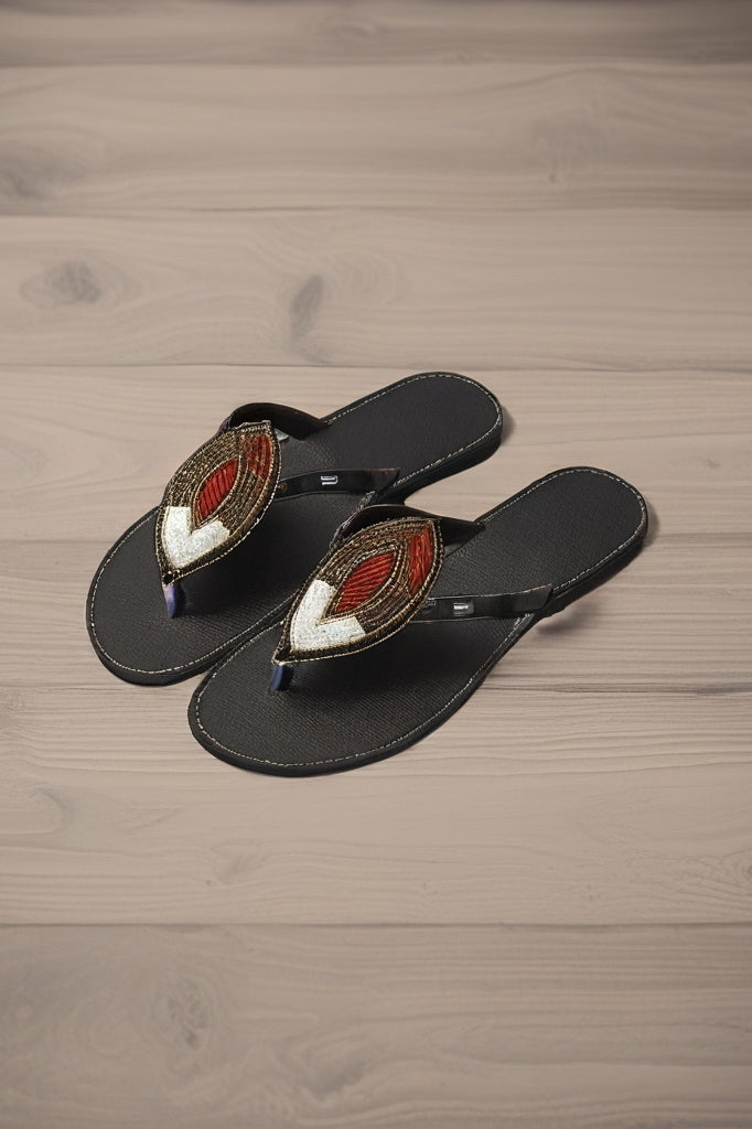 Sandales en cuir perlées