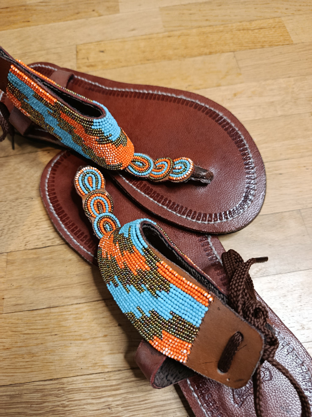 Sandales cuir et perles Masai femme – Authenticité artisanale