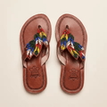 Manyoya – Tong cuir camel plumes perles Masaï multicolores | Perlacuir
