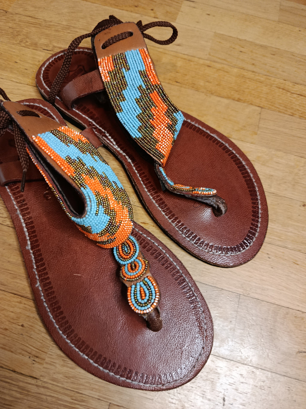 Sandales cuir et perles Masai femme – Authenticité artisanale