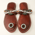 Milele – Tong cuir bordeaux torsade perles Masaï & médaillon spirale | Perlacuir