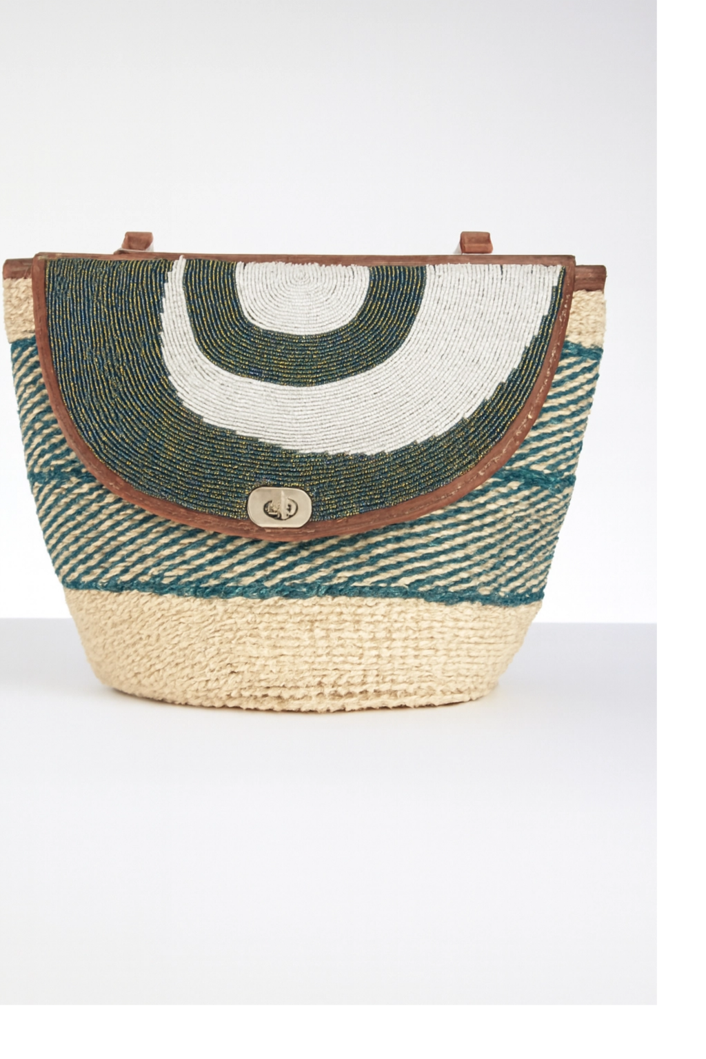 Sacs grand format en cuir perlées et sisal