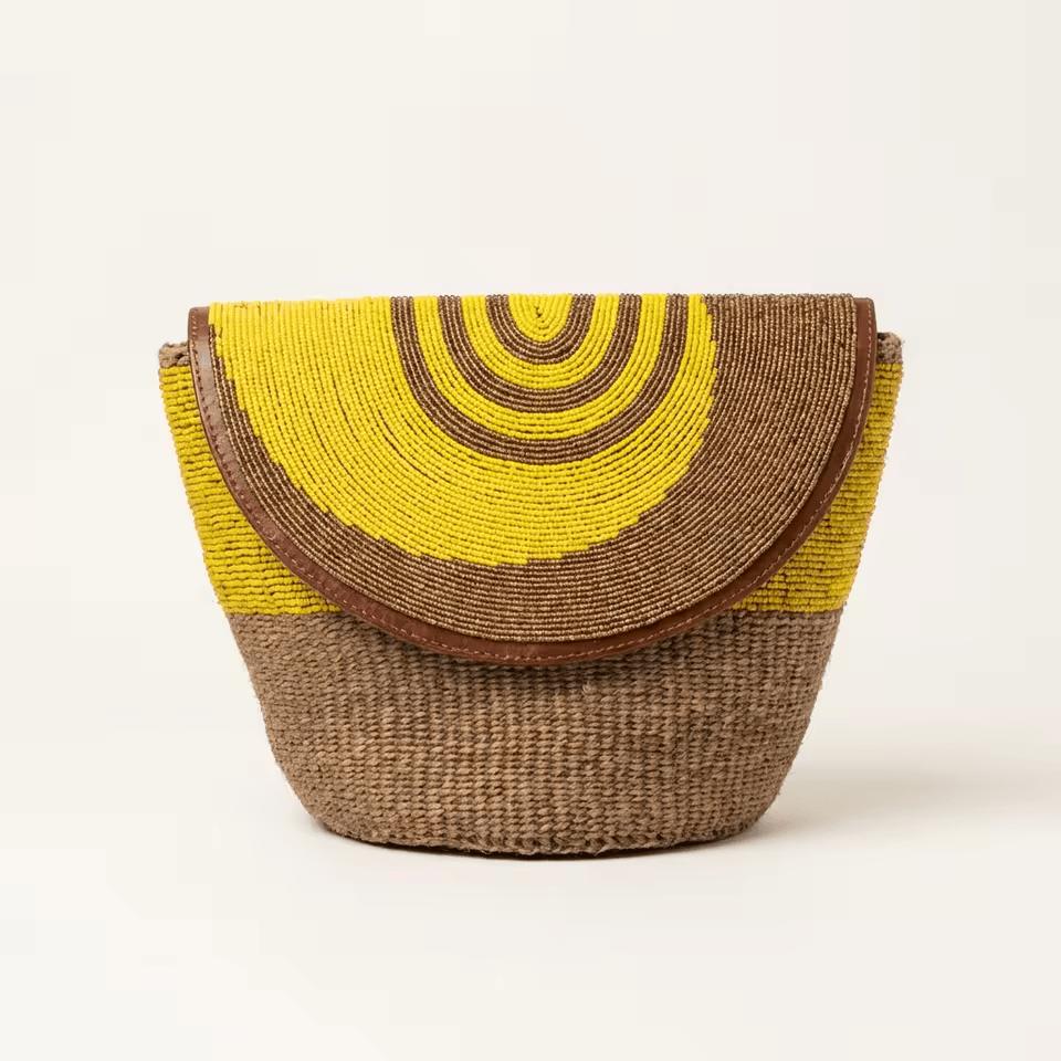 Jua Njano – Sac bandoulière sisal & rabat jaune spirales perles | Perlacuir