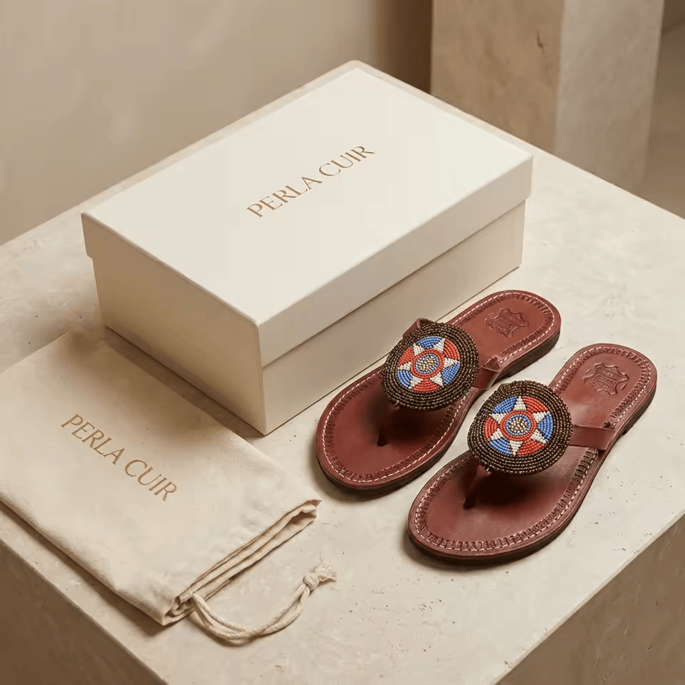 Sandale Masaï « Imara » – Tong cuir perles Masaï artisanale | Perlacuir