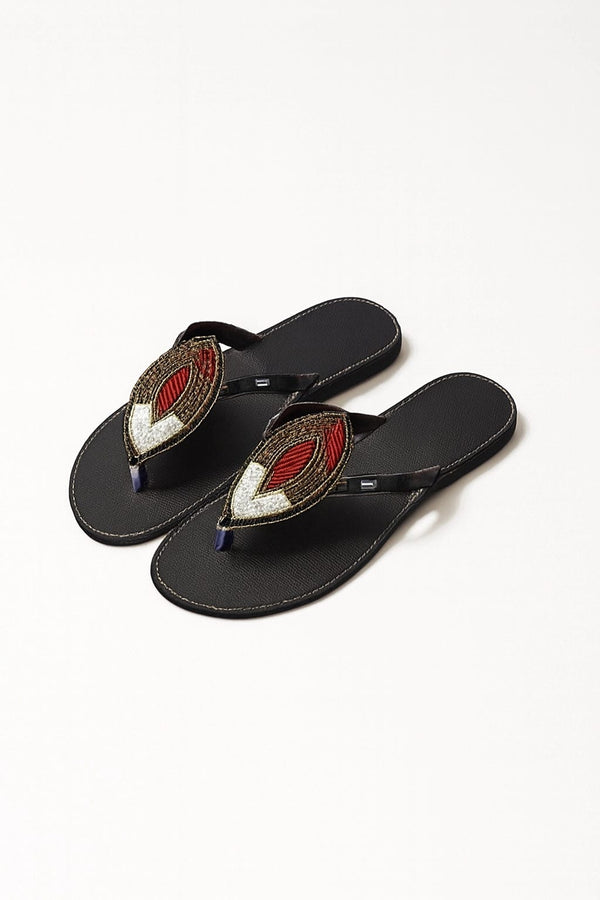 Sandale Masaï « Usiku Moto » – Tong cuir noir perles noir, rouge & blanc | Perlacuir